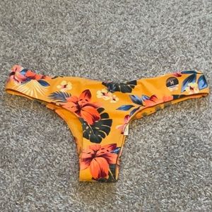 Hollister Bikini Bottom M